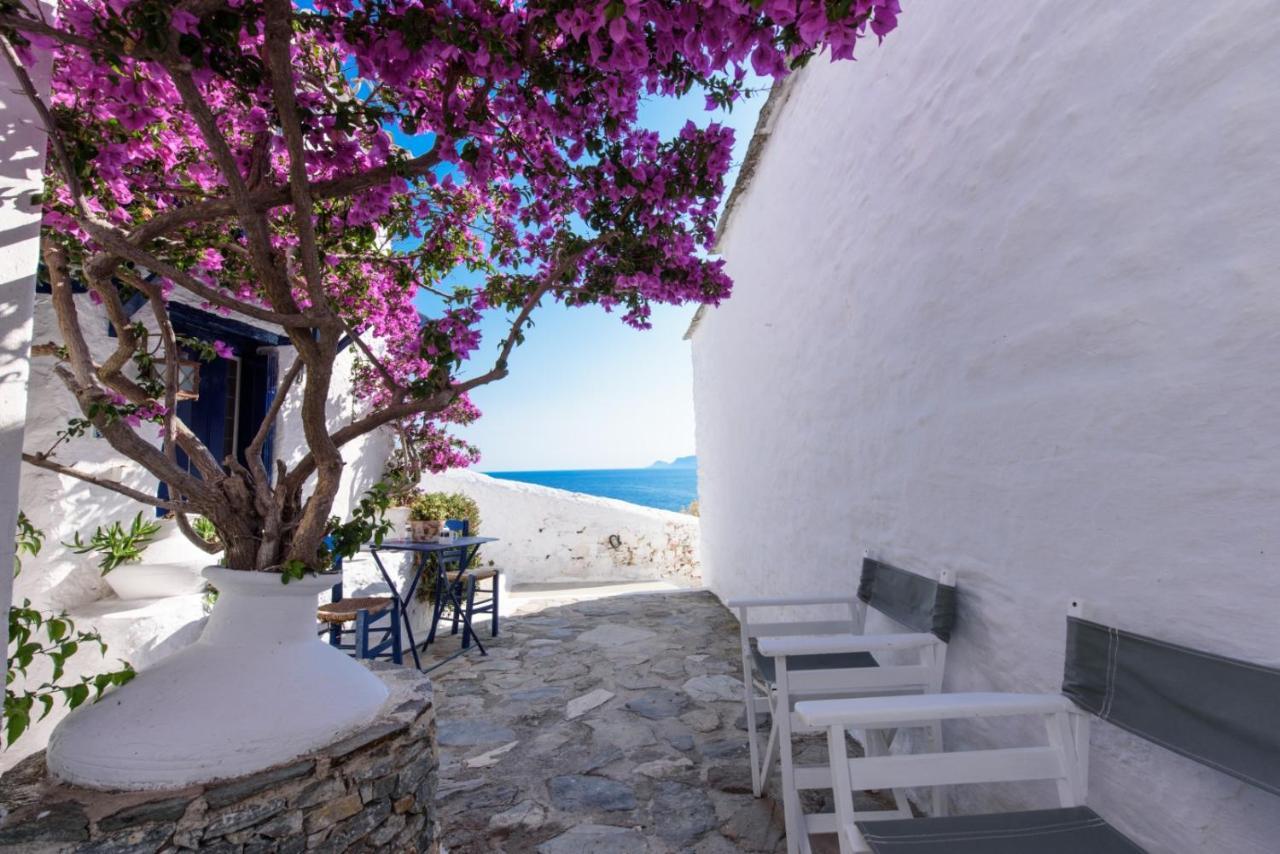 Villea Seaview Apartments Skopelos Eksteriør billede