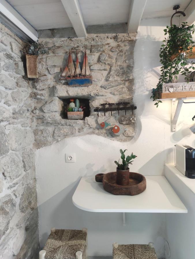 Villea Seaview Apartments Skopelos Eksteriør billede