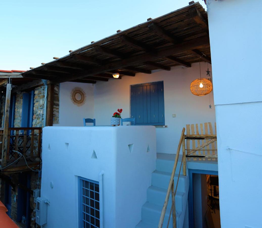 Villea Seaview Apartments Skopelos Eksteriør billede